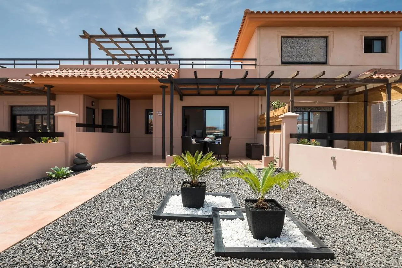 Home2Book Charming Casa Tara Lajares 0*,